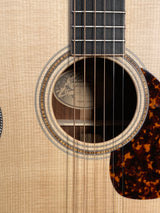 Larrivee 00-40 Koa Small Body Special