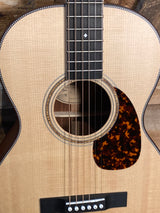 Larrivee 00-40 Koa Small Body Special