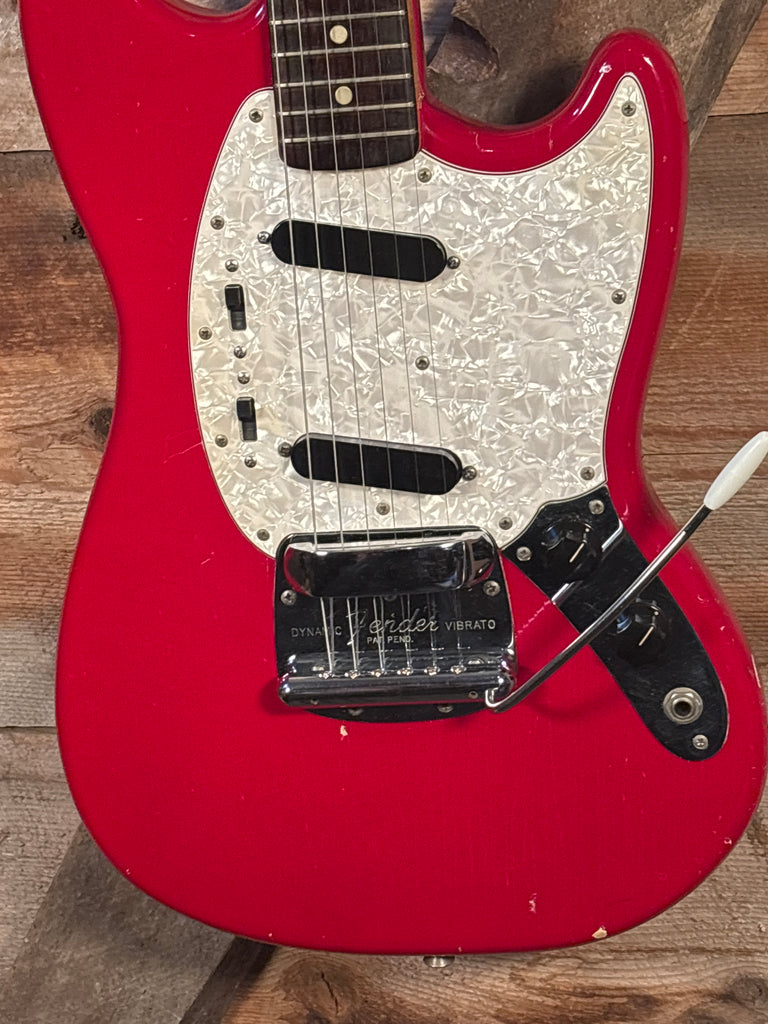 Fender Mustang – Starr's Guitars