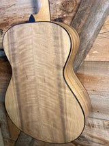 Breedlove “Grand Mesa” Limited  Edition Concerto