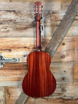 Alvarez MP66e  Masterworks Parlor Shadowburst