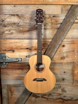 Alvarez ALJ2e Little Jumbo Travel