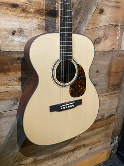 Larrivee OM-40 Koa