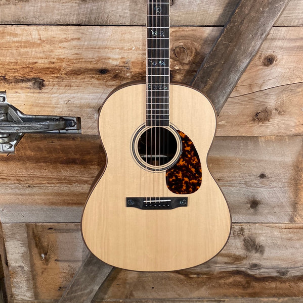 Larrivee L03 Vine Special
