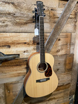 Larrivee L-03